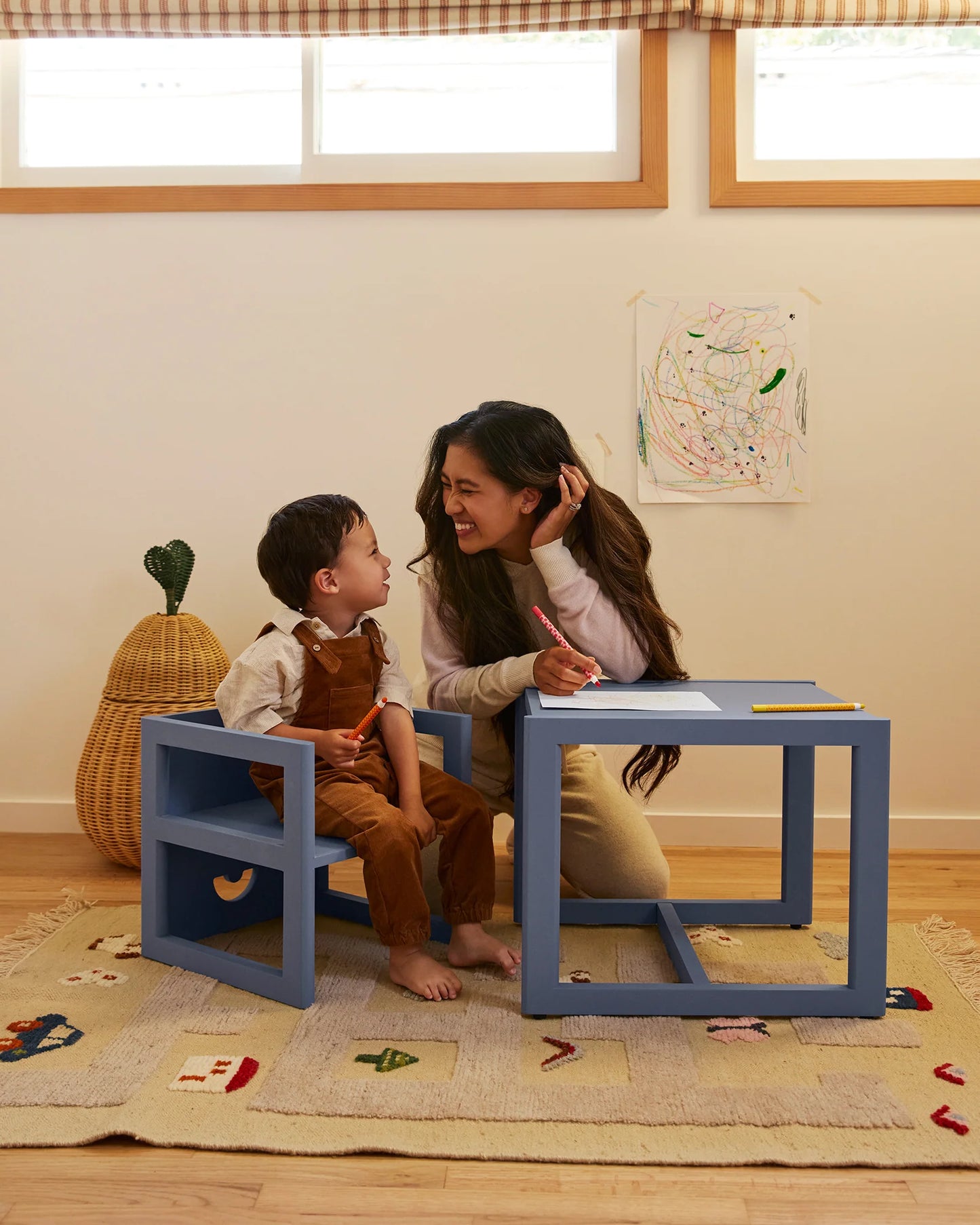 🪑 Smart Reversible Chair and Play Table Set