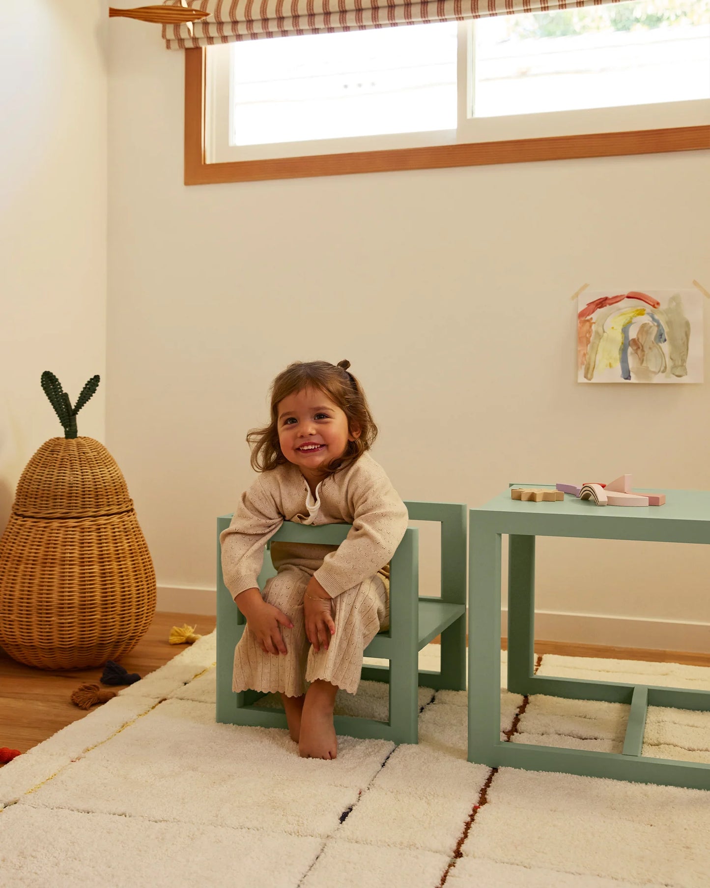 🪑 Smart Reversible Chair and Play Table Set