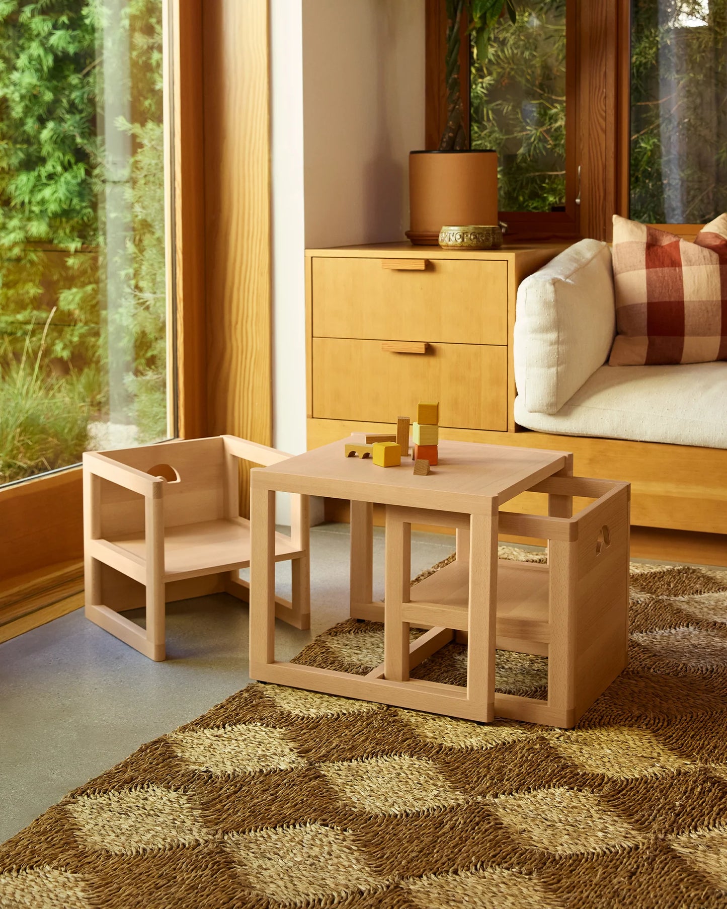 🪑 Smart Reversible Chair and Play Table Set